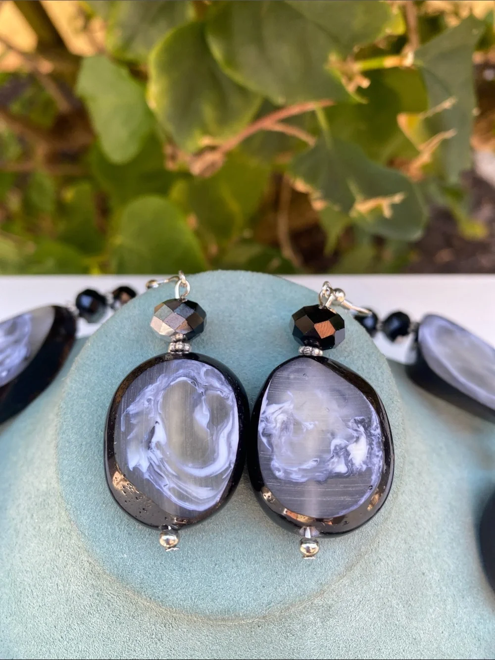 Gray Swirl Beaded Necklace and Earring Set -